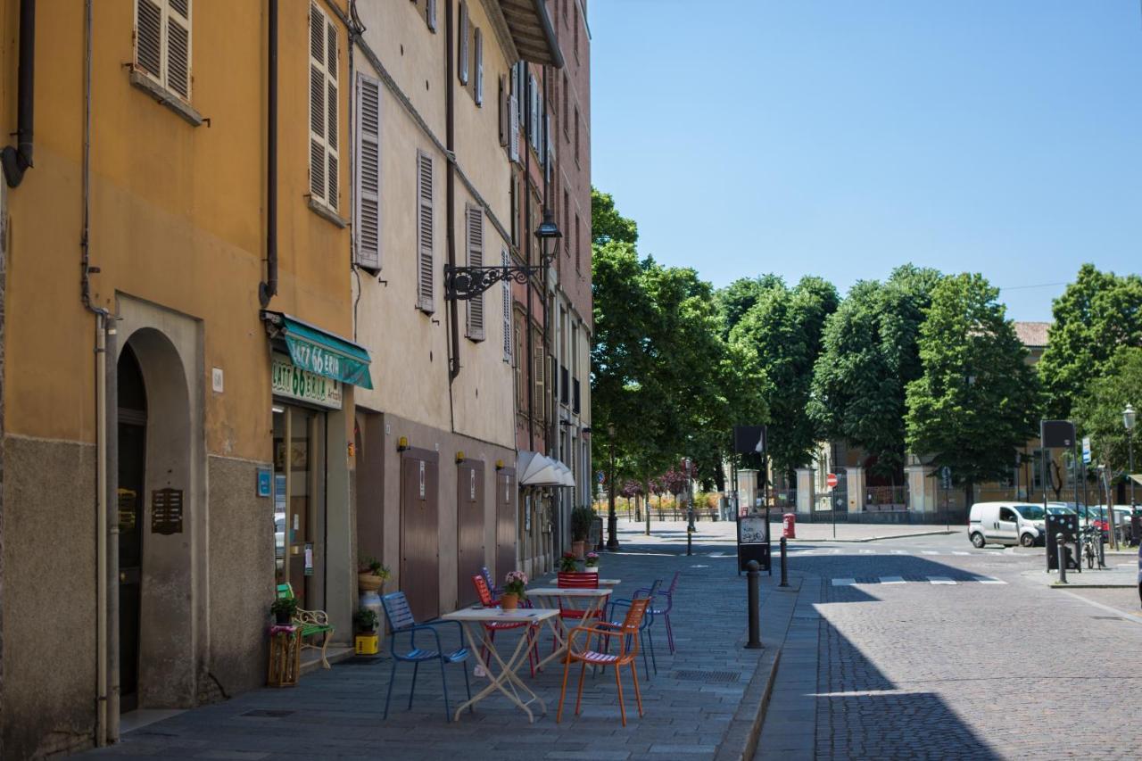 Centro Storico Oltretorrente Apartment Parma Eksteriør billede